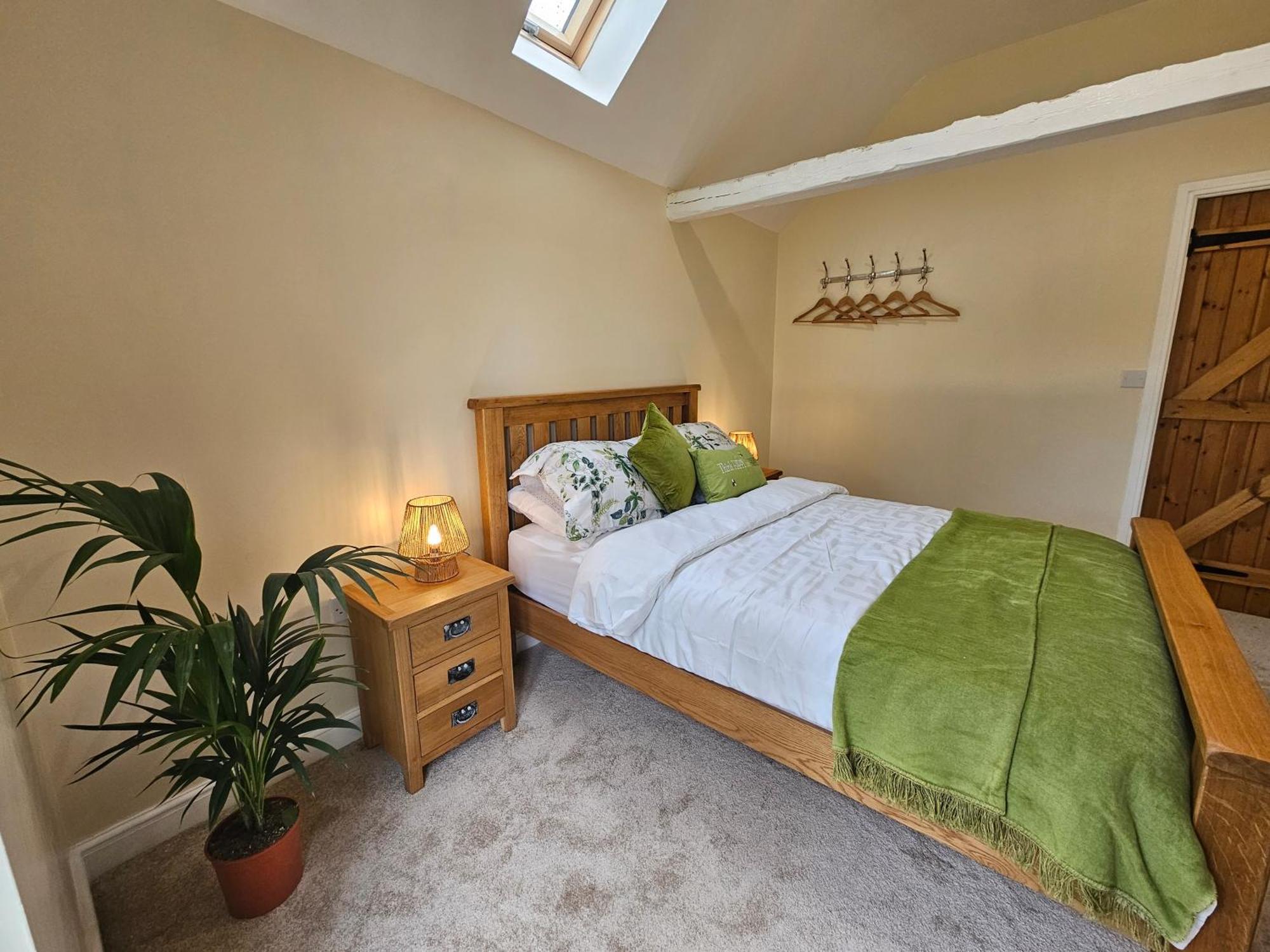 Lovely 1-Bed Cottage In Mendlesham Green Stowmarket Exterior photo